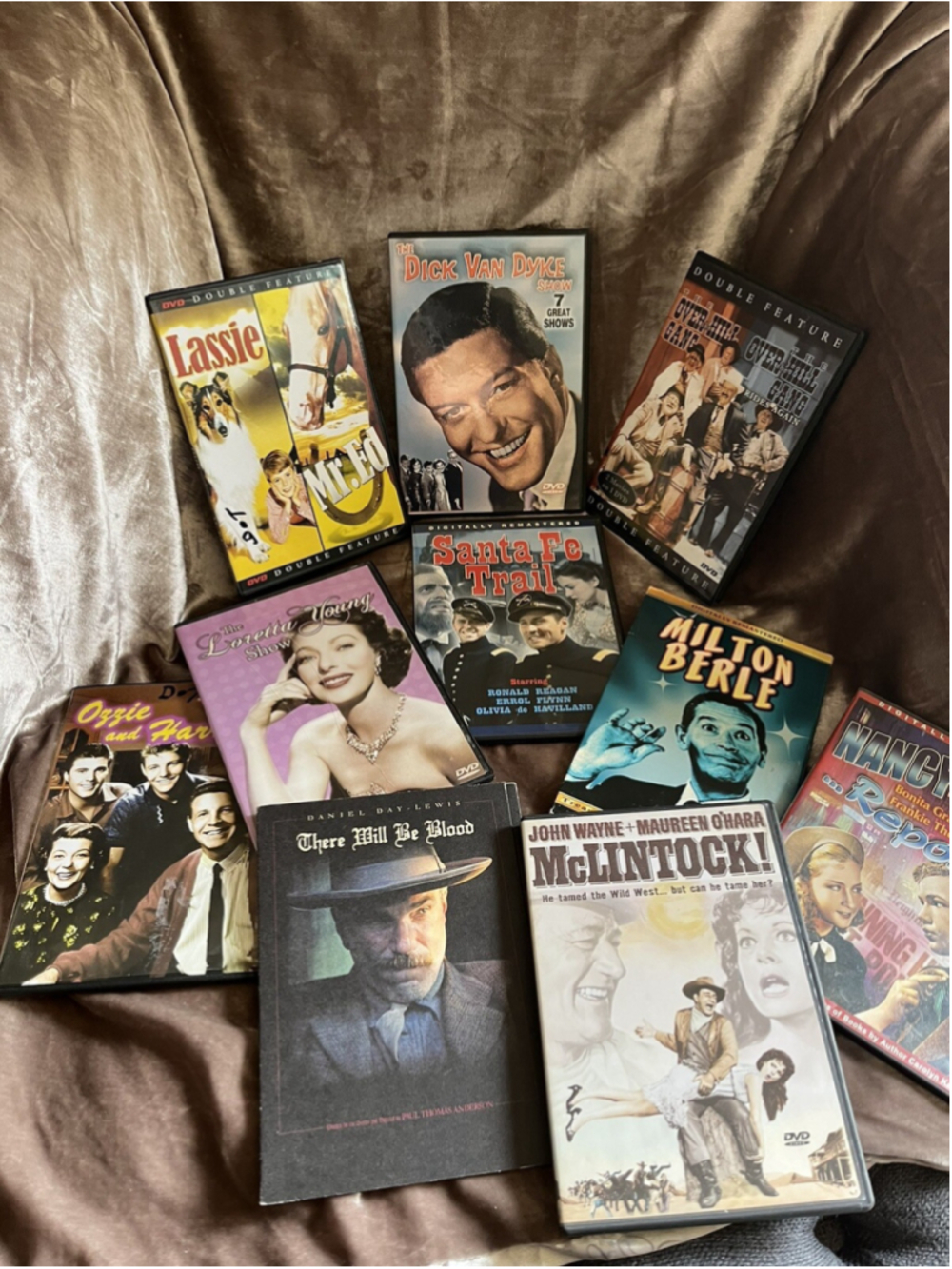 Classic Movies & TV Lot of 10 DVDs LORETTA YOUNG, John Wayne Dick Van Dyke &MORE